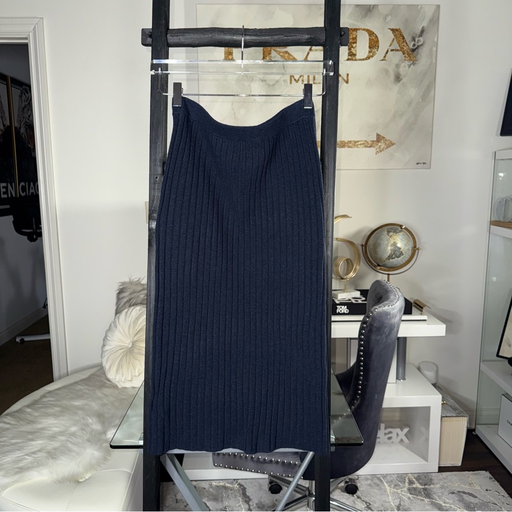 Club Monaco Navy Ribbed Knit Wool Midi Skirt Italian Yarn Womens Small New $150 - Picture 5 of 11